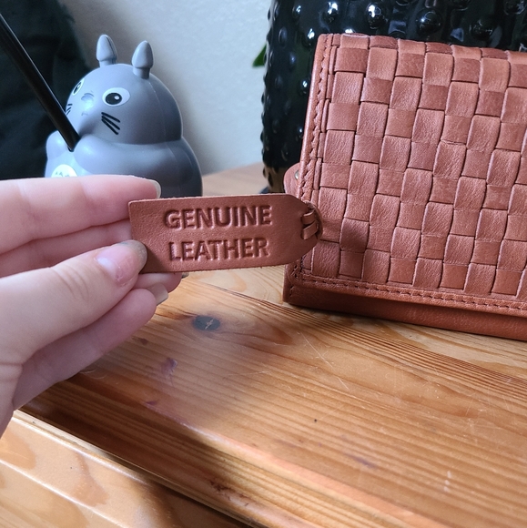 Genuine Leather Wallet - Picture 2 of 6